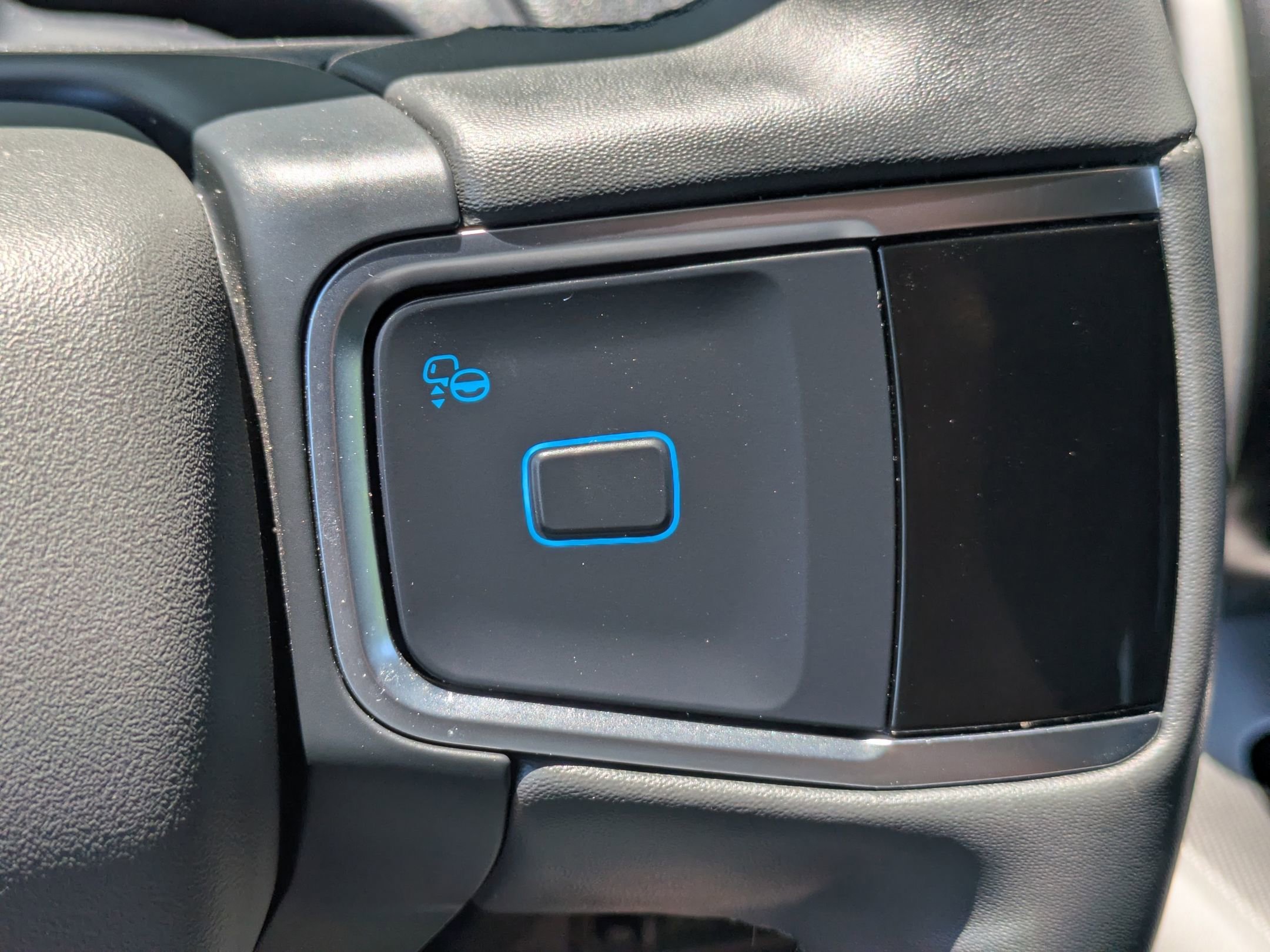 Certified 2025 Ford Expedition Active RWD image 17