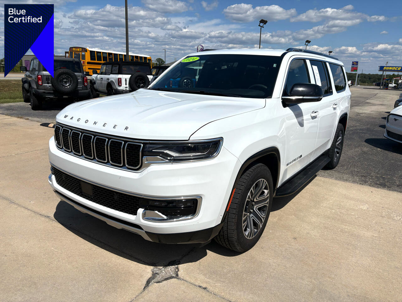 Used 2024 Jeep Wagoneer L Series II w/ Flexible Seating Group