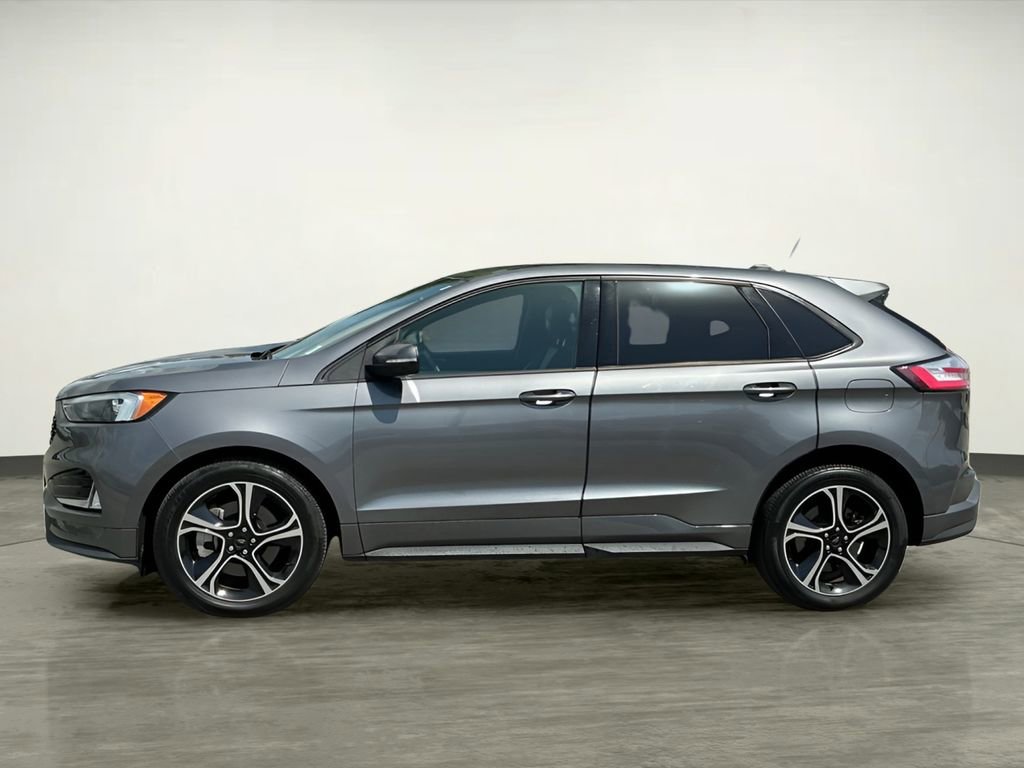 Certified 2022 Ford Edge ST image 2