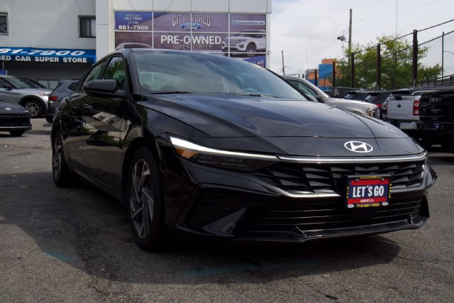 Used 2025 Hyundai Elantra SEL