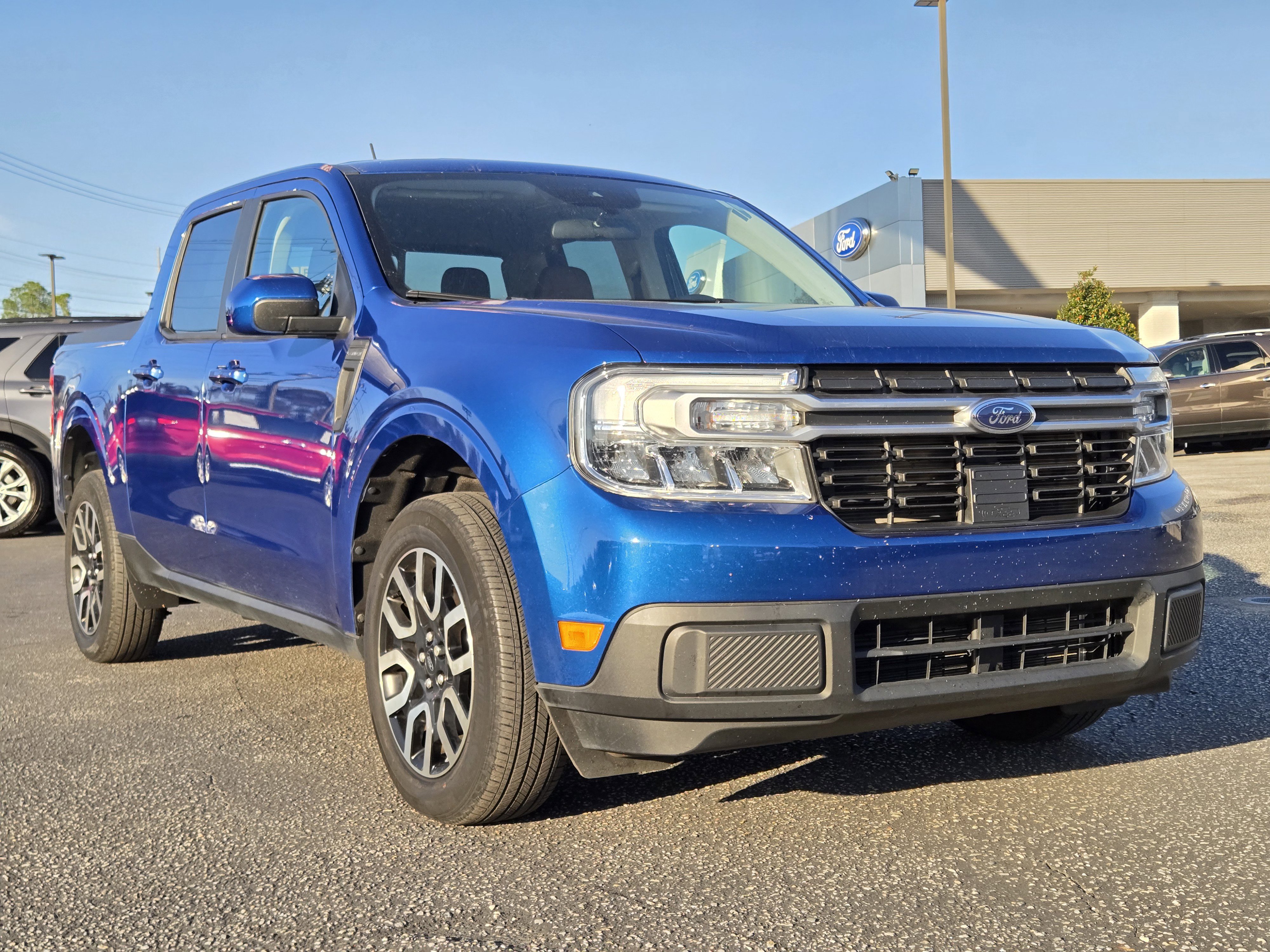 Certified 2023 Ford Maverick Lariat w/ Lariat Luxury Package image 5