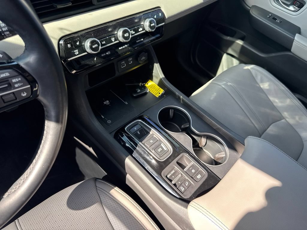 Used 2023 Honda Pilot Elite image 12