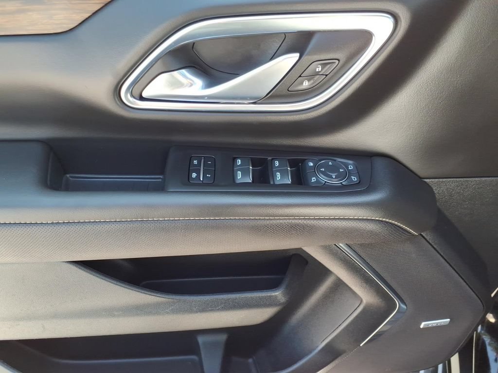 Used 2024 Chevrolet Tahoe Premier w/ Premium Package AWD/4WD image 19