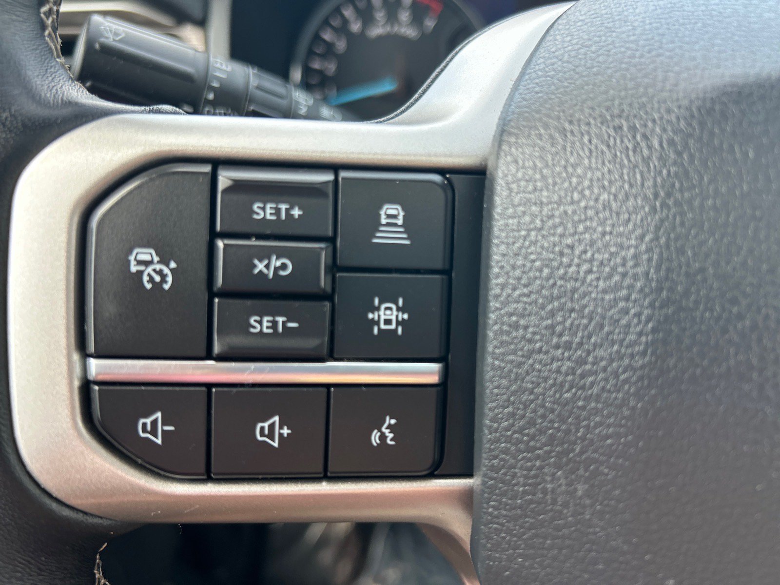 Certified 2022 Ford Expedition Limited AWD/4WD image 28