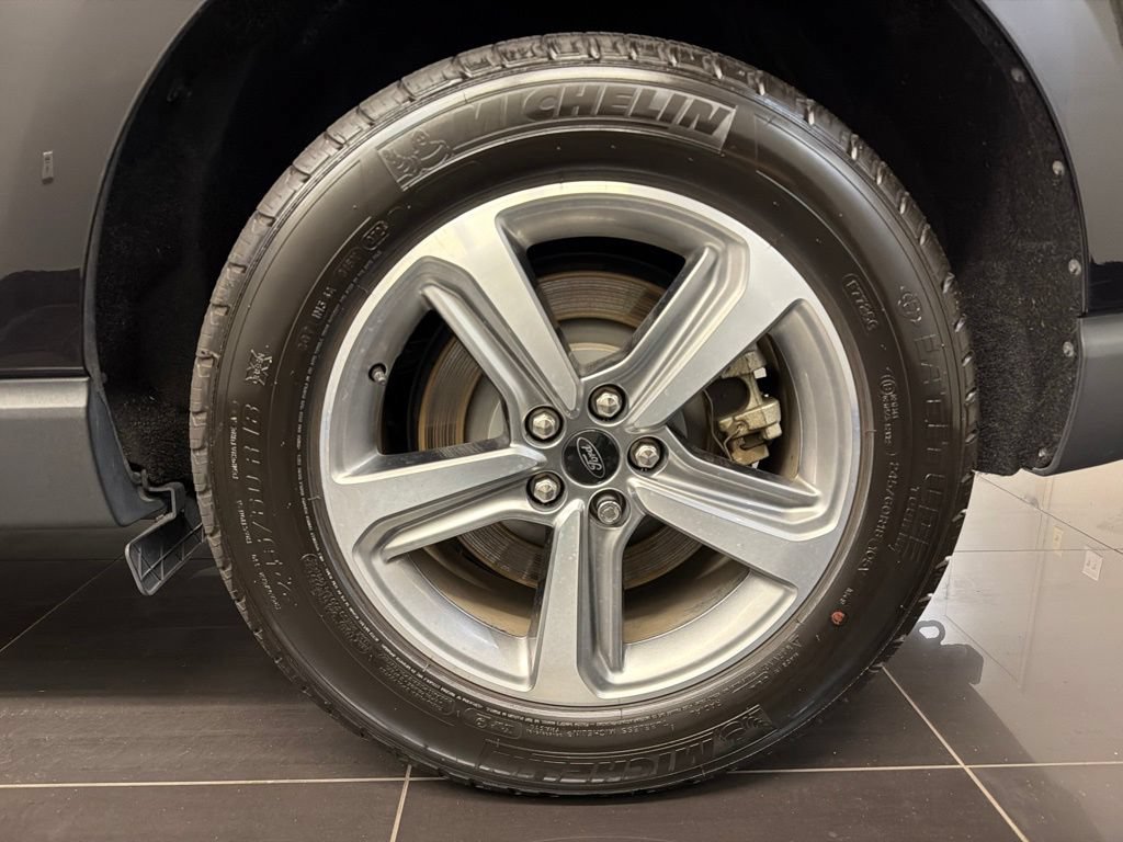 Certified 2024 Ford Edge SEL w/ Convenience Package AWD/4WD image 7