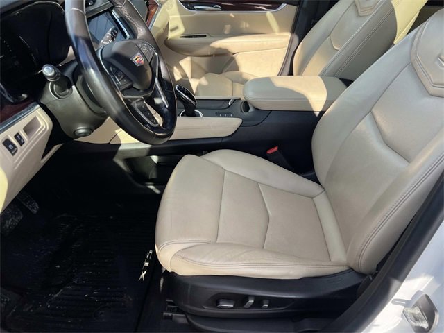 Used 2019 Cadillac XT5 Luxury image 21