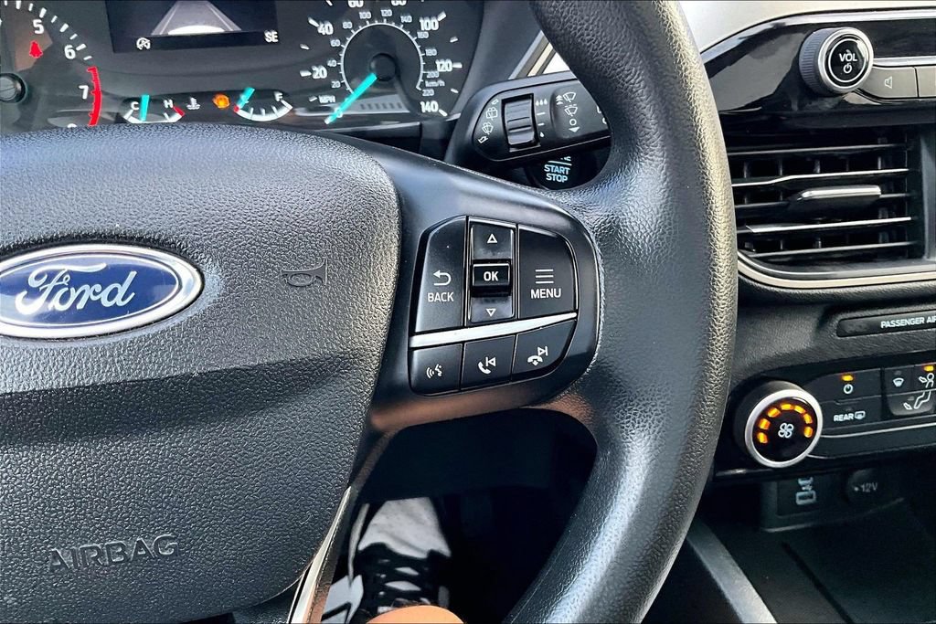 Certified 2022 Ford Escape SE w/ SE Sport Appearance Package AWD/4WD image 18