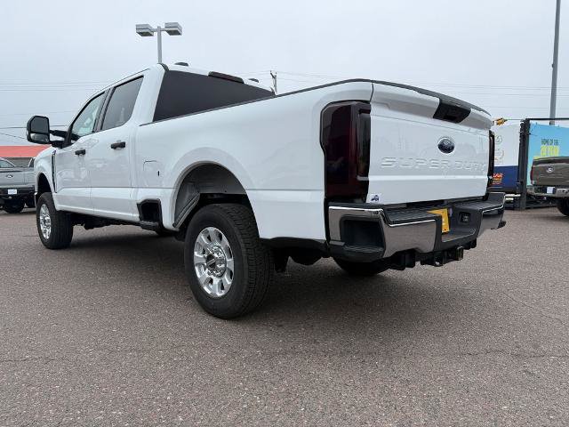 Certified 2023 Ford F250 XLT AWD/4WD image 5