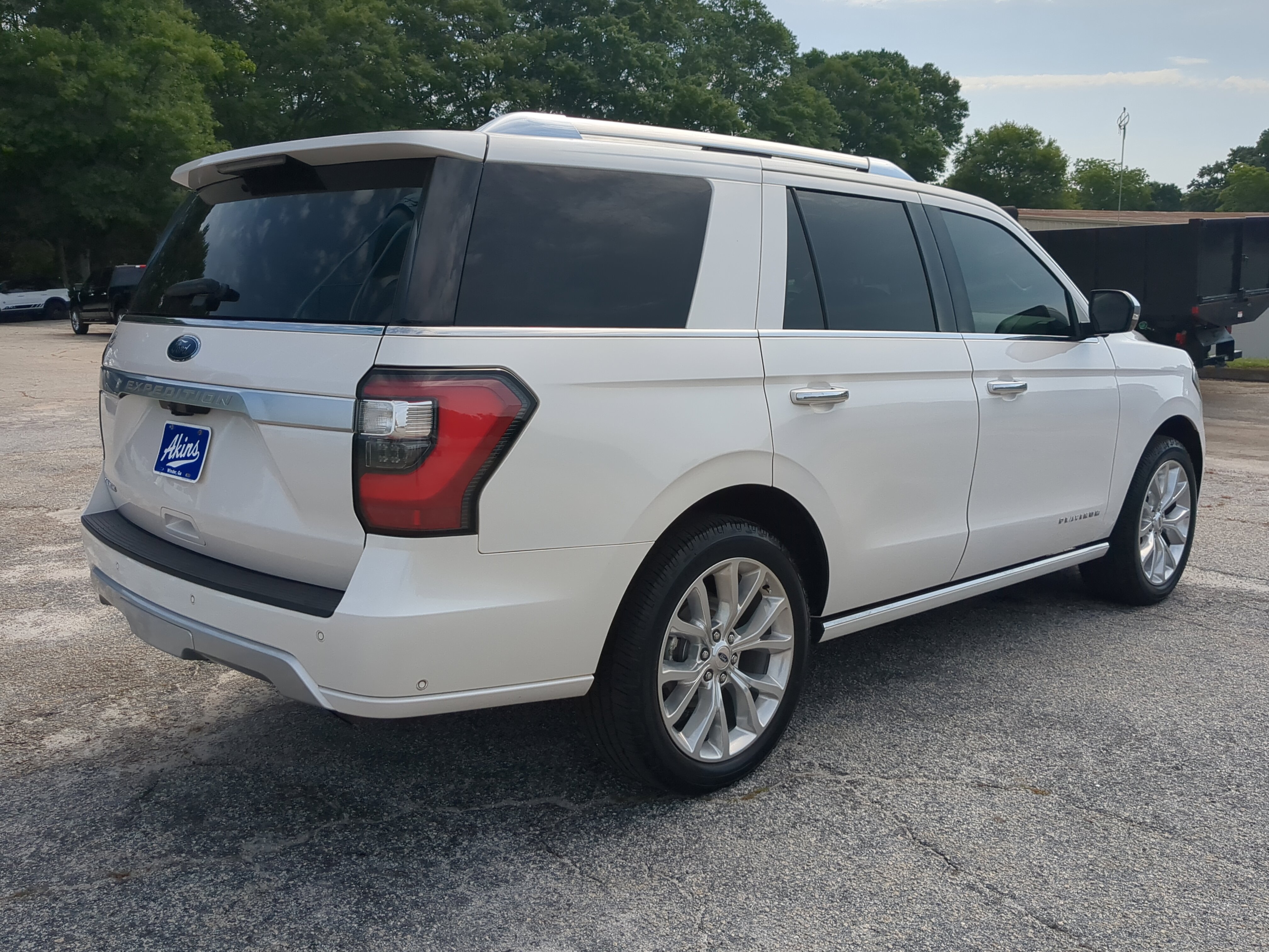 Certified 2019 Ford Expedition Platinum RWD image 3