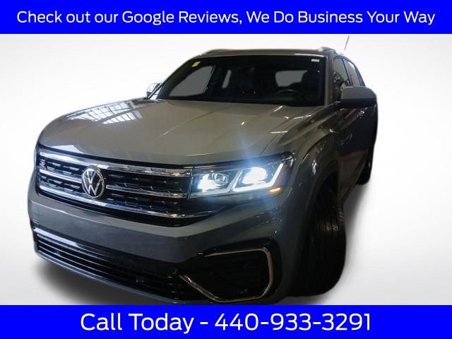 Used 2021 Volkswagen Atlas Cross Sport SE w/ Panoramic Sunroof Package image 15