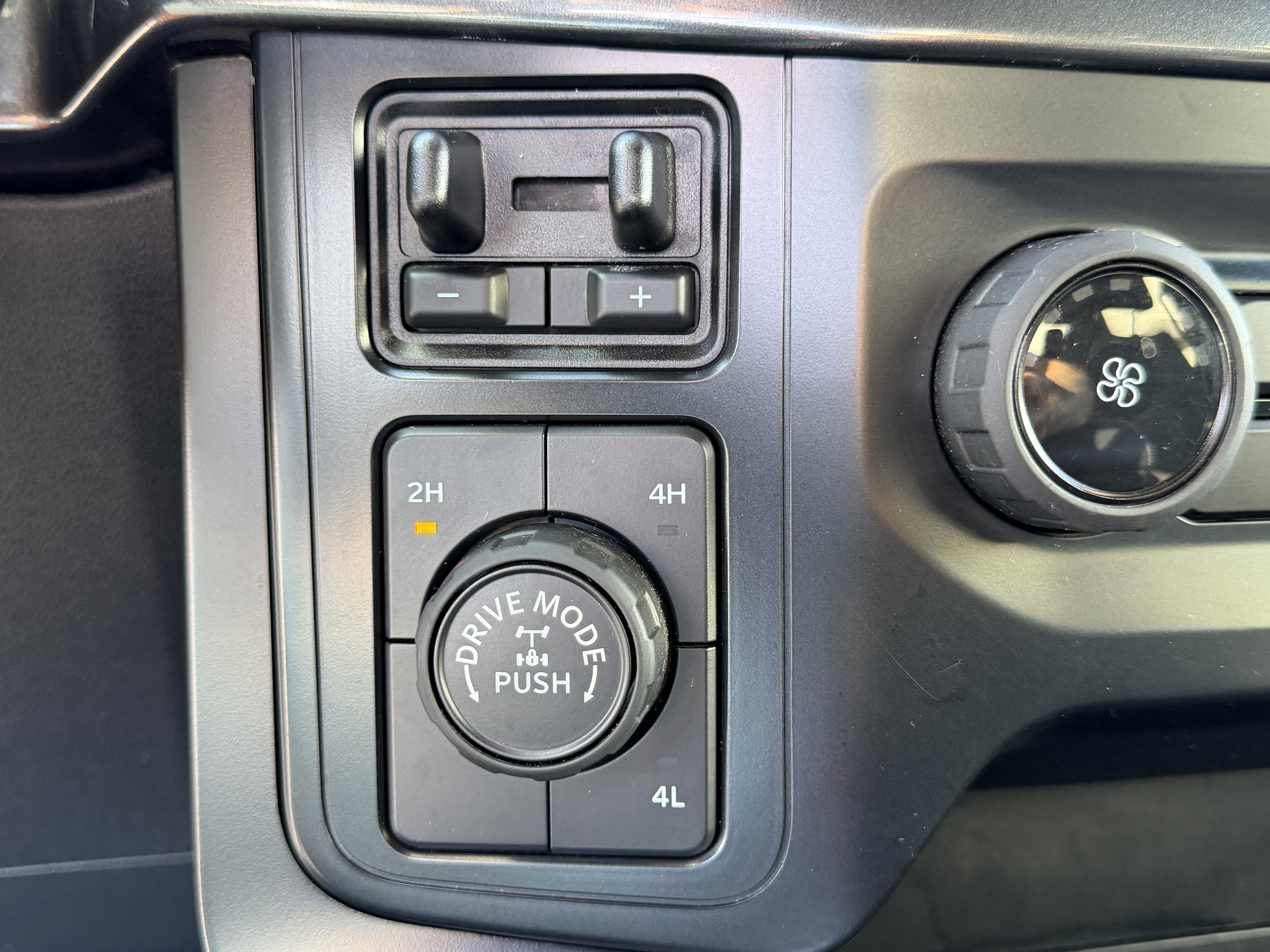 Certified 2023 Ford F150 XL w/ STX Appearance Package AWD/4WD image 17