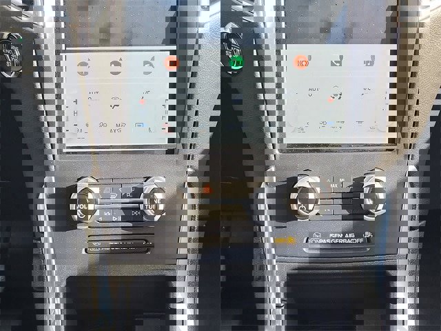 Certified 2024 Ford Edge Titanium image 17