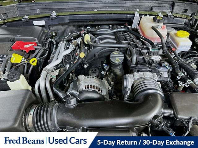 Used 2022 Jeep Wrangler Unlimited Sahara w/ Cold Weather Group image 35