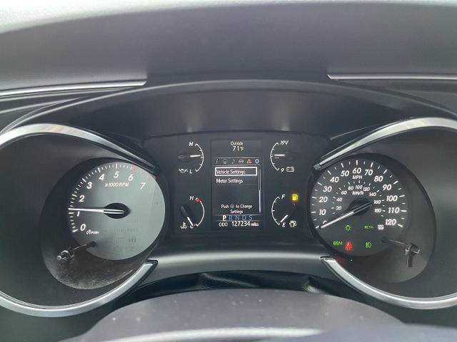 Used 2018 Toyota Sequoia Limited w/ Safety & Convenience Package image 17