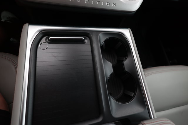 Certified 2025 Ford Expedition Active AWD/4WD image 20