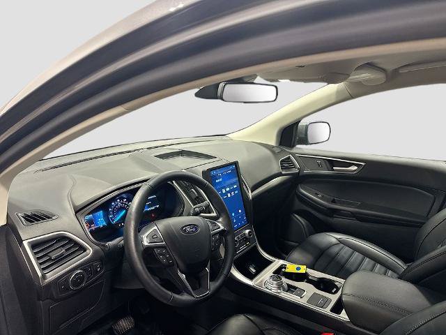 Certified 2023 Ford Edge SEL w/ Convenience Package AWD/4WD image 9