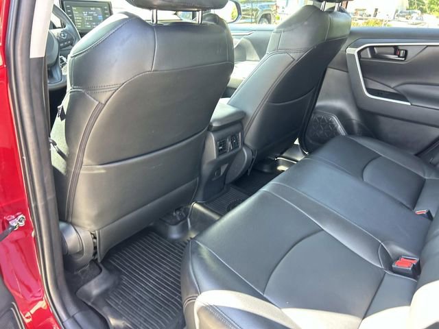 Used 2022 Toyota RAV4 LE FWD image 19