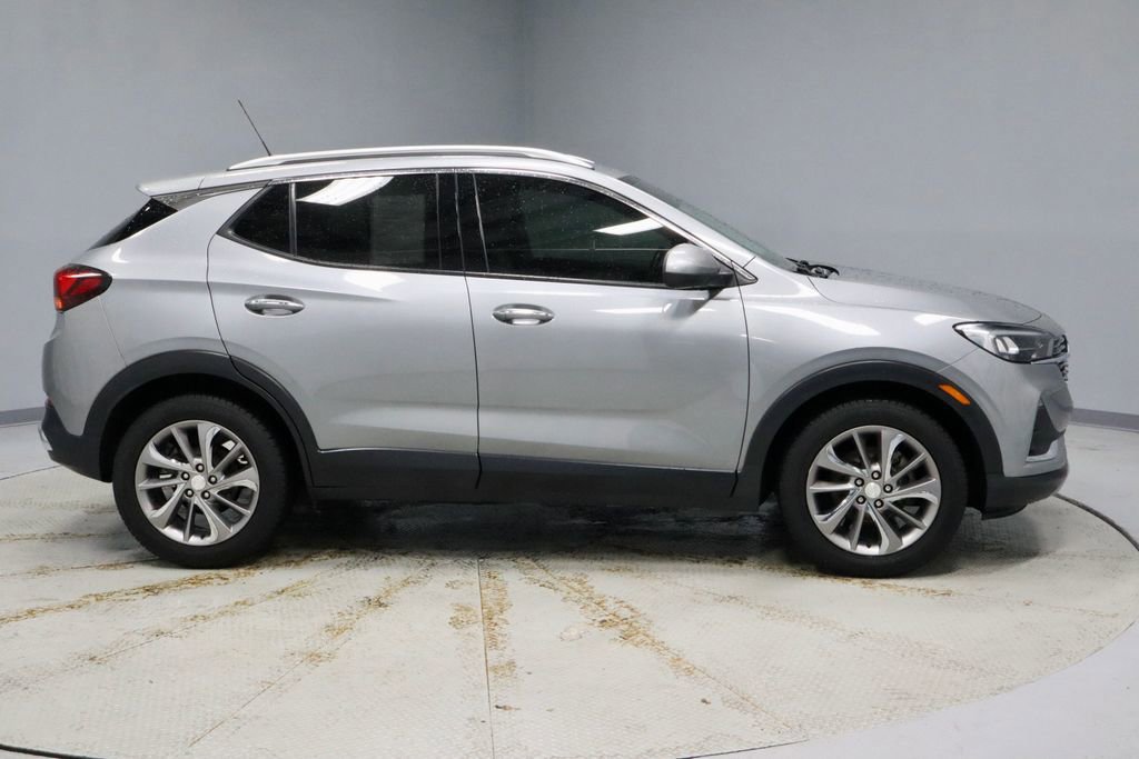 Used 2023 Buick Encore GX Essence w/ Experience Buick Package image 6