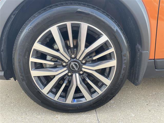 Used 2023 Nissan Kicks SV FWD image 10