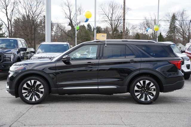 Certified 2025 Ford Explorer Platinum w/ LUX Leather Package AWD/4WD image 4