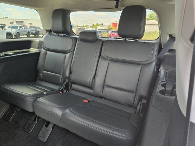 Certified 2025 Ford Expedition Active AWD/4WD image 14