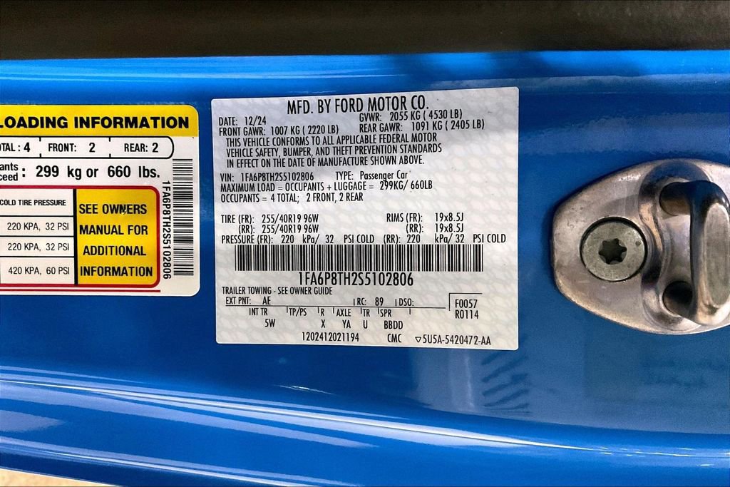 Certified 2025 Ford Mustang Premium image 29