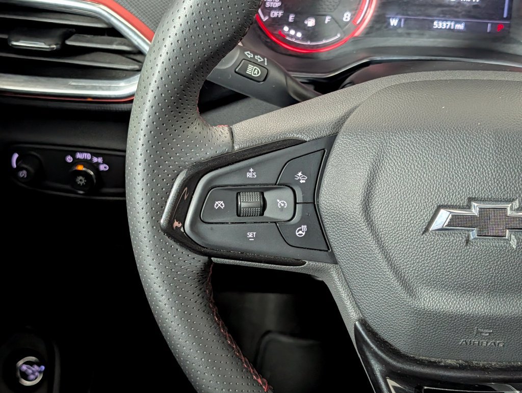 Used 2022 Chevrolet TrailBlazer RS w/ Sun and Liftgate Package FWD image 18