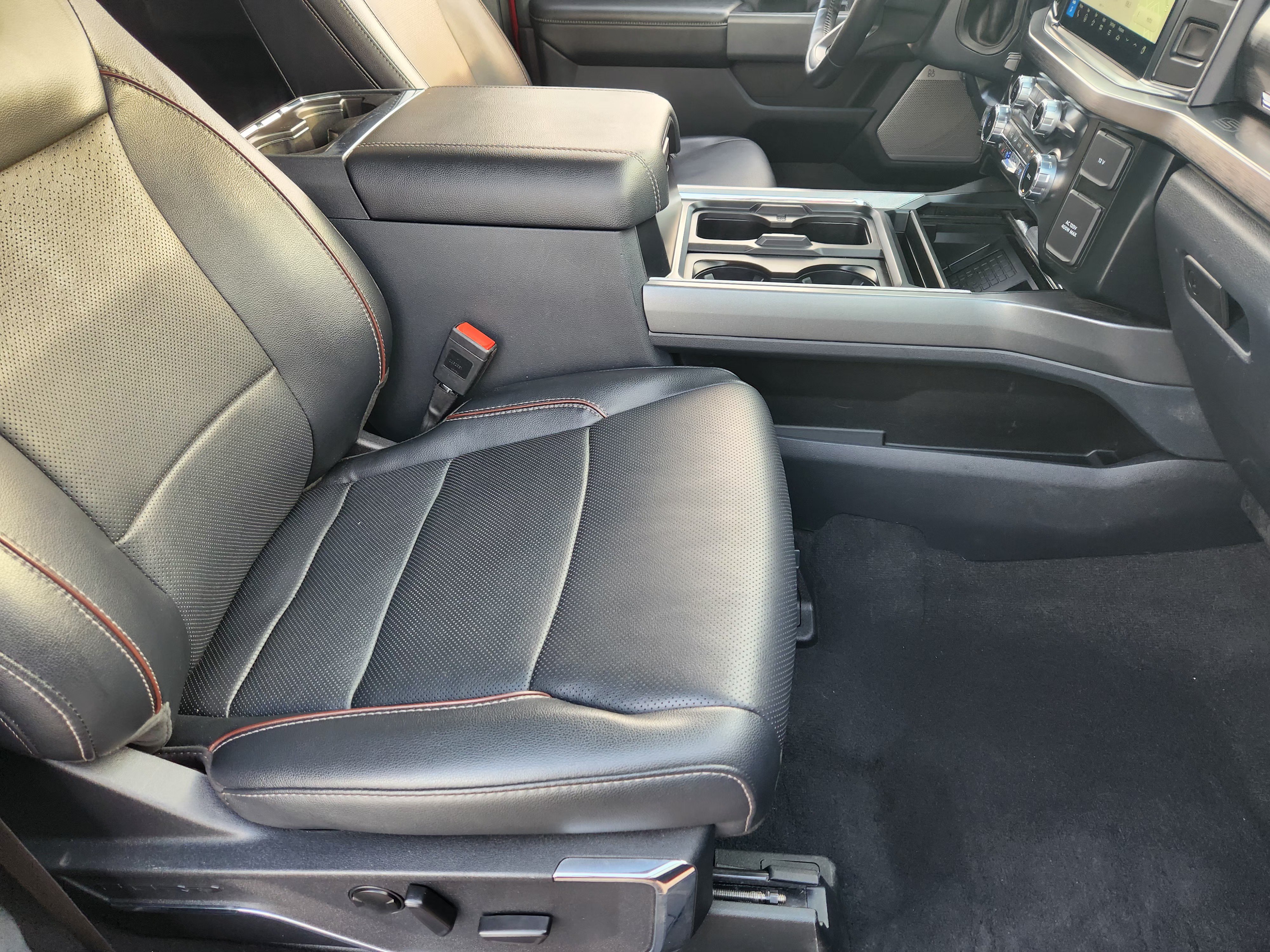 Certified 2023 Ford F350 Lariat w/ Lariat Ultimate Package AWD/4WD image 14