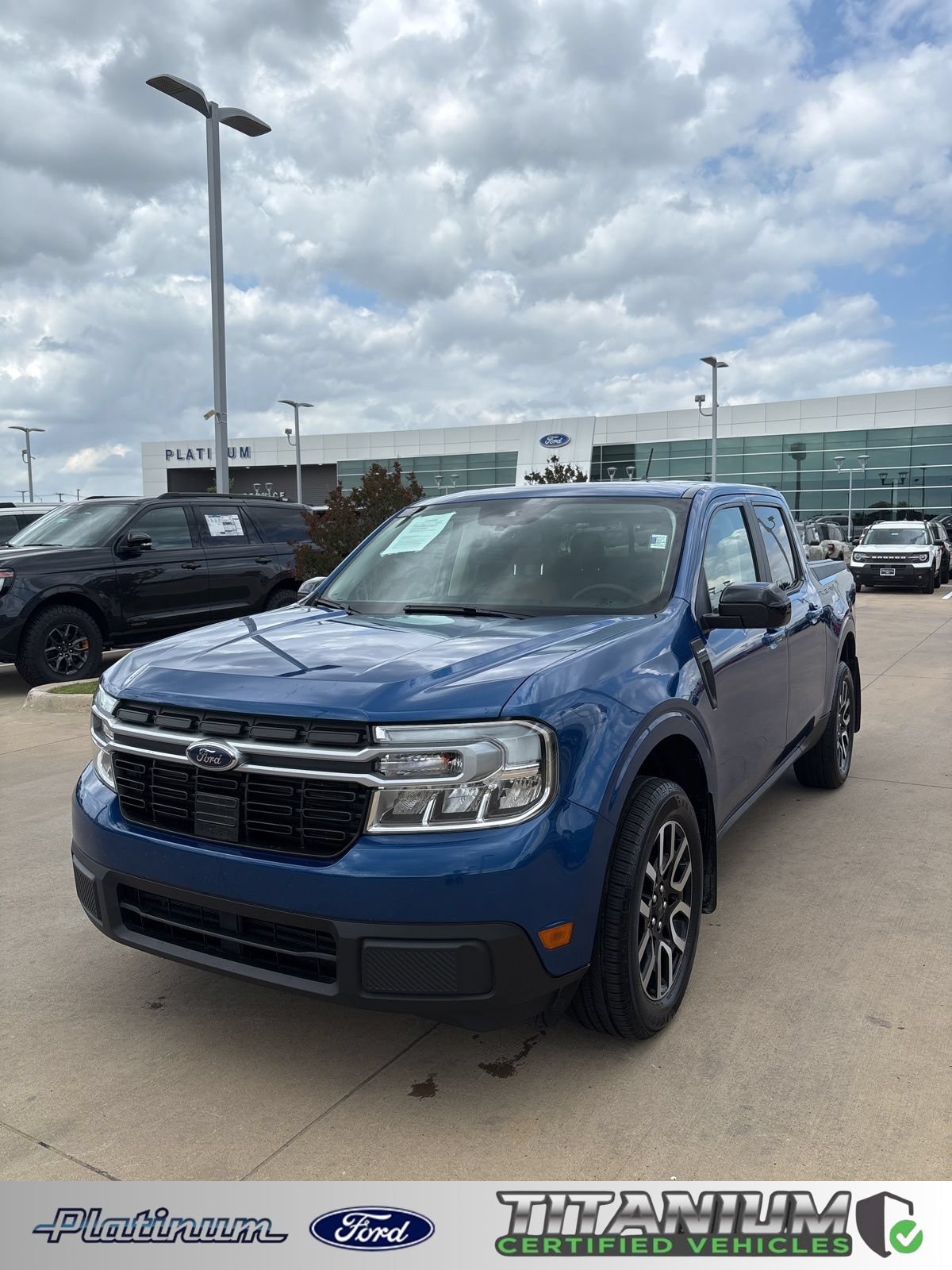 Certified 2024 Ford Maverick Lariat FWD image 1