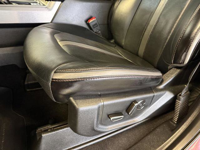 Certified 2018 Ford F150 Platinum w/ Equipment Group 701A Luxury image 17