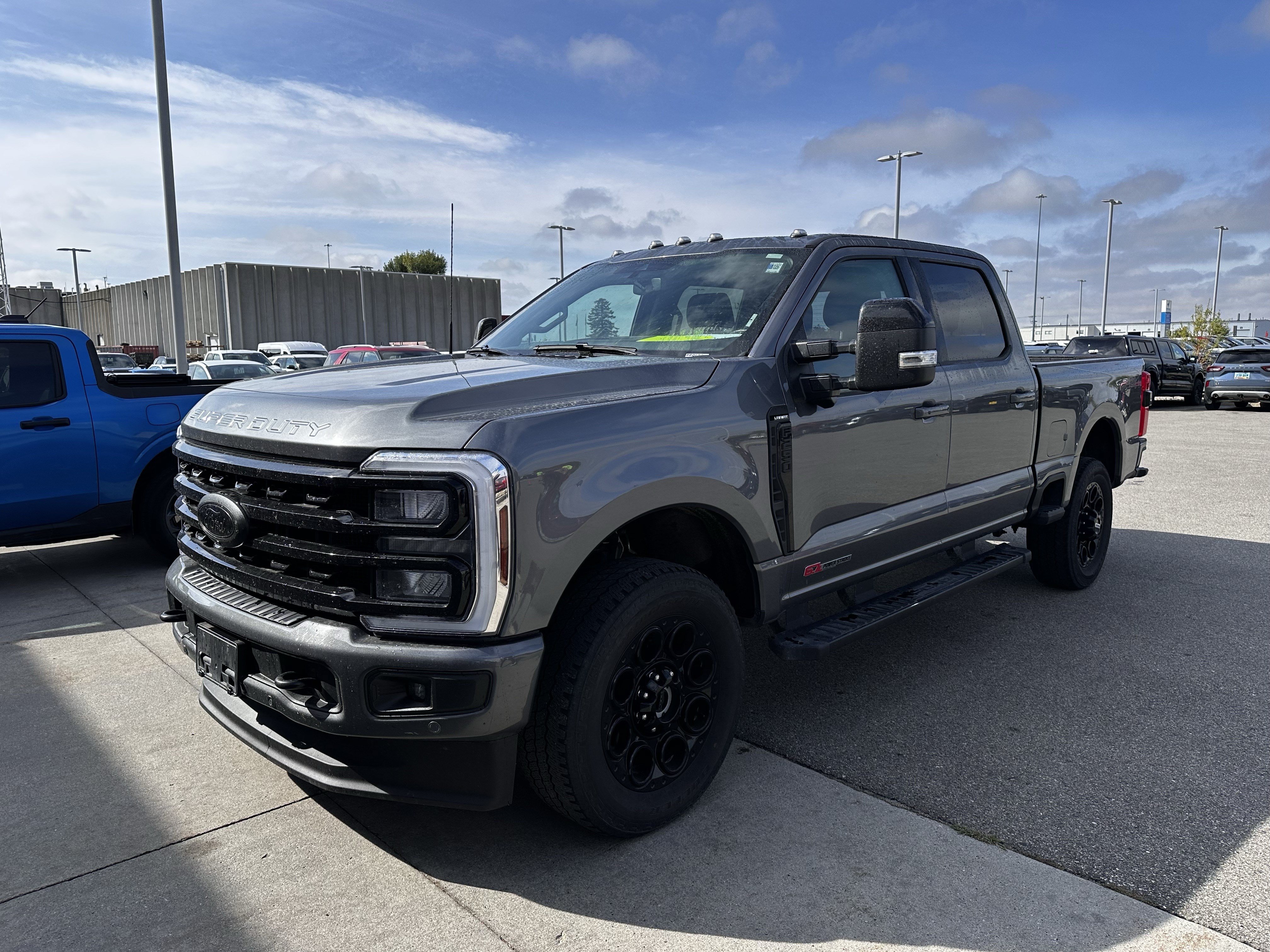 Certified 2024 Ford F250 Lariat w/ Lariat Ultimate Package AWD/4WD image 3