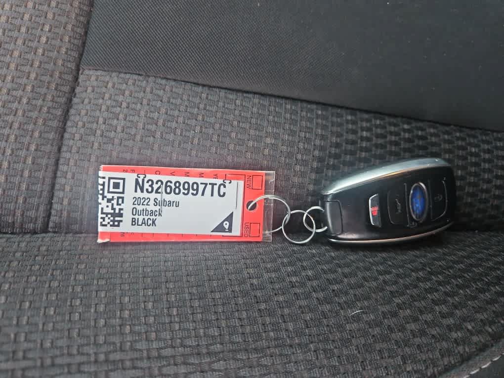 Used 2022 Subaru Outback Premium AWD/4WD image 19