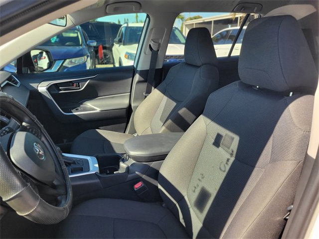 Used 2024 Toyota RAV4 LE image 18