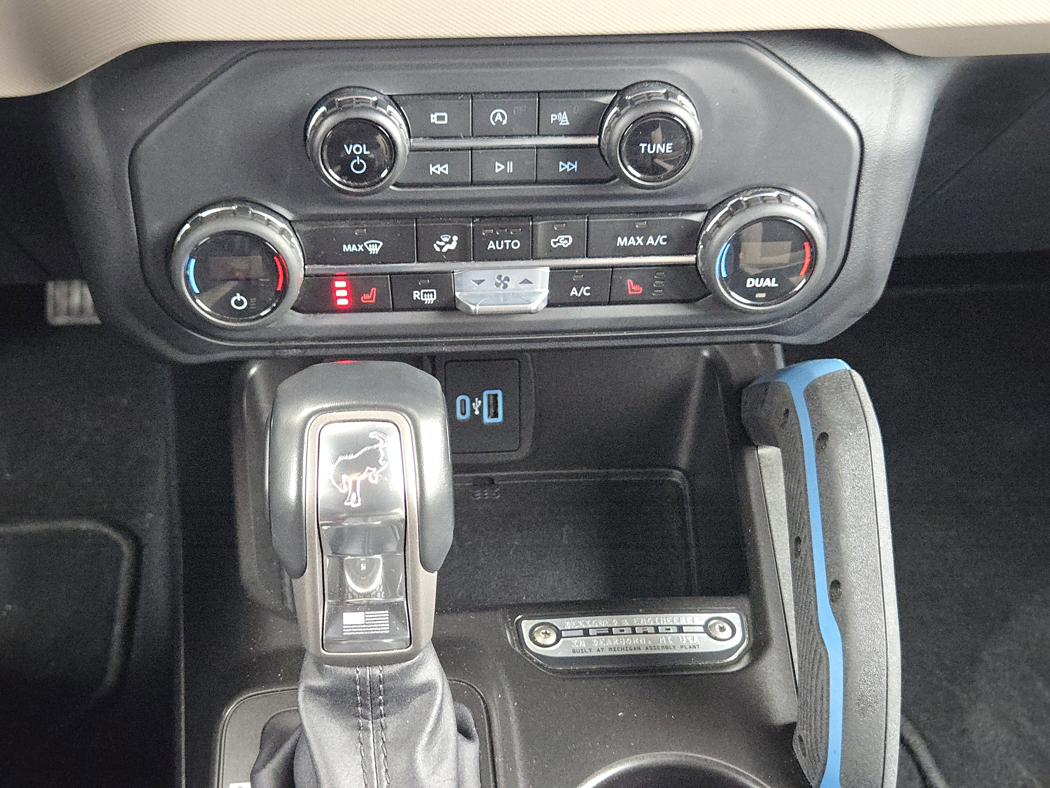 Certified 2023 Ford Bronco Wildtrak AWD/4WD image 19