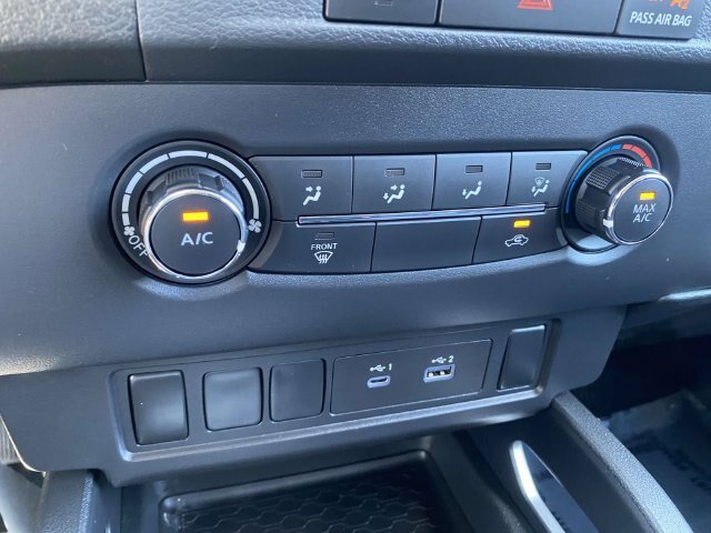 Used 2023 Nissan Frontier SV w/ Tow Package AWD/4WD image 26