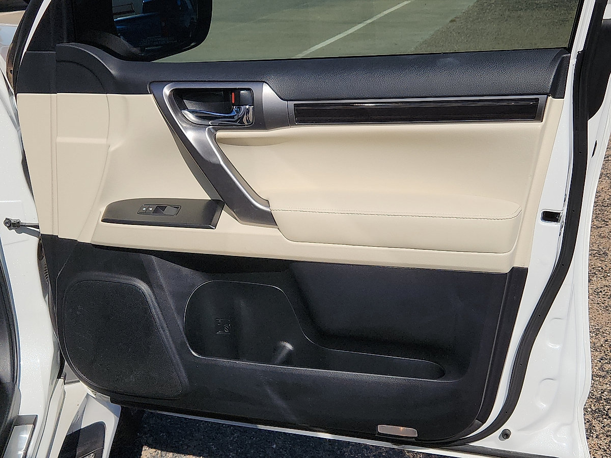 Used 2023 Lexus GX 460 Premium AWD/4WD image 12