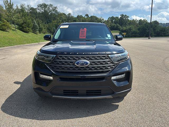 Certified 2023 Ford Explorer XLT w/ Equipment Group 202A AWD/4WD image 7