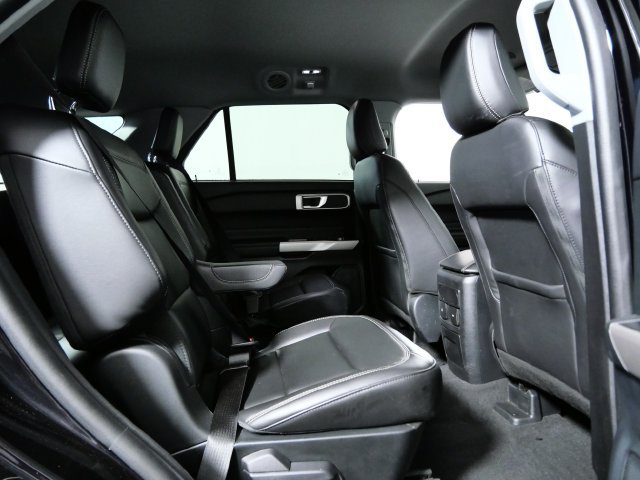 Certified 2023 Ford Explorer XLT w/ Equipment Group 202A AWD/4WD image 13