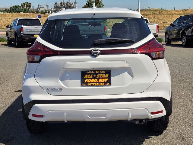Used 2024 Nissan Kicks S FWD image 4