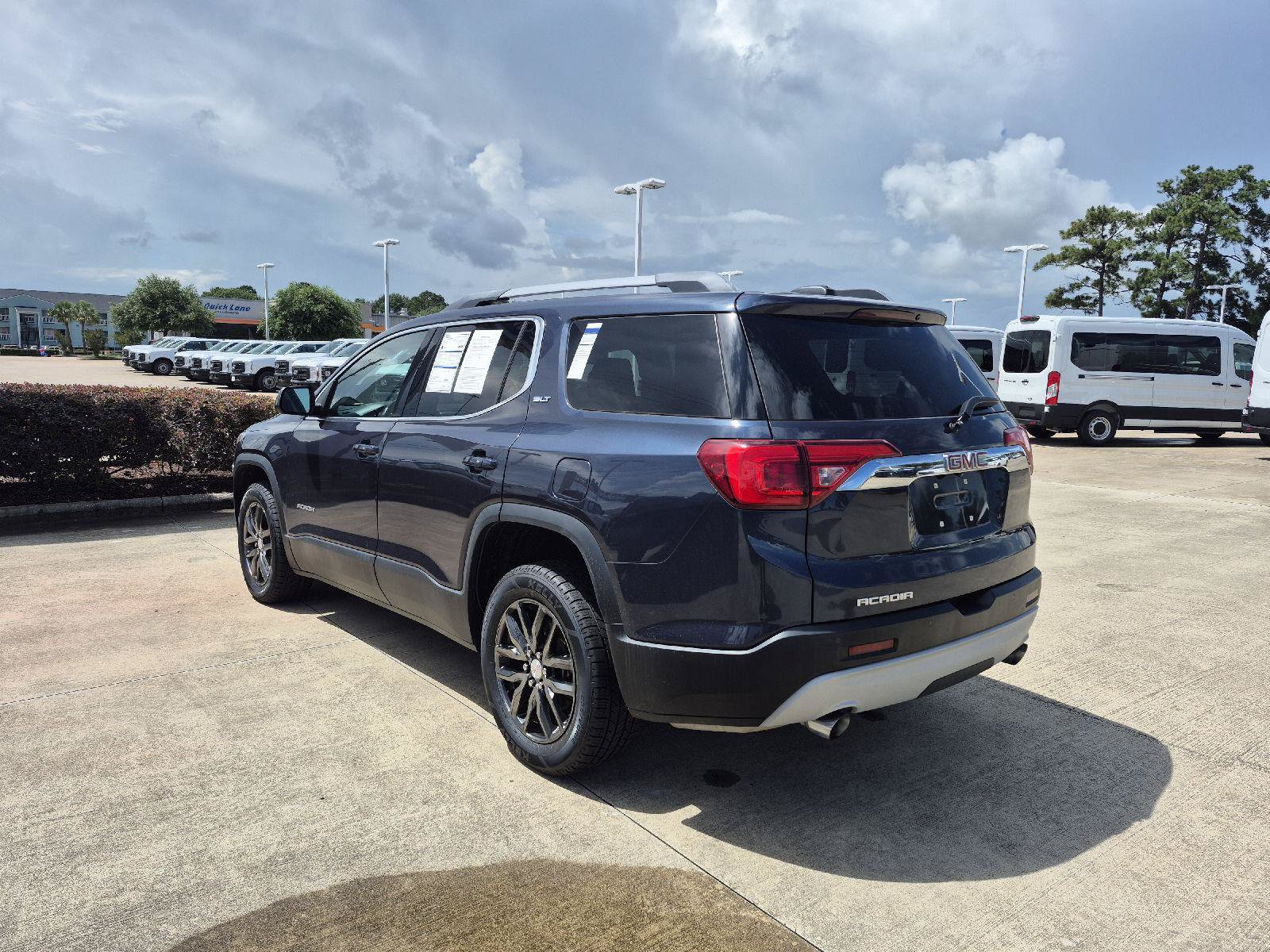 Used 2019 GMC Acadia SLT FWD image 15