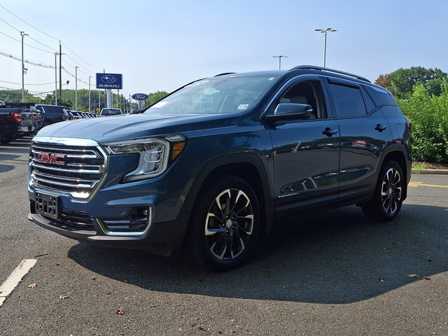 Used 2024 GMC Terrain SLT w/ Infotainment Package II AWD/4WD image 5