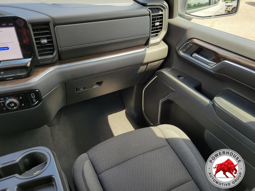 Used 2023 Chevrolet Silverado 1500 LT AWD/4WD image 20