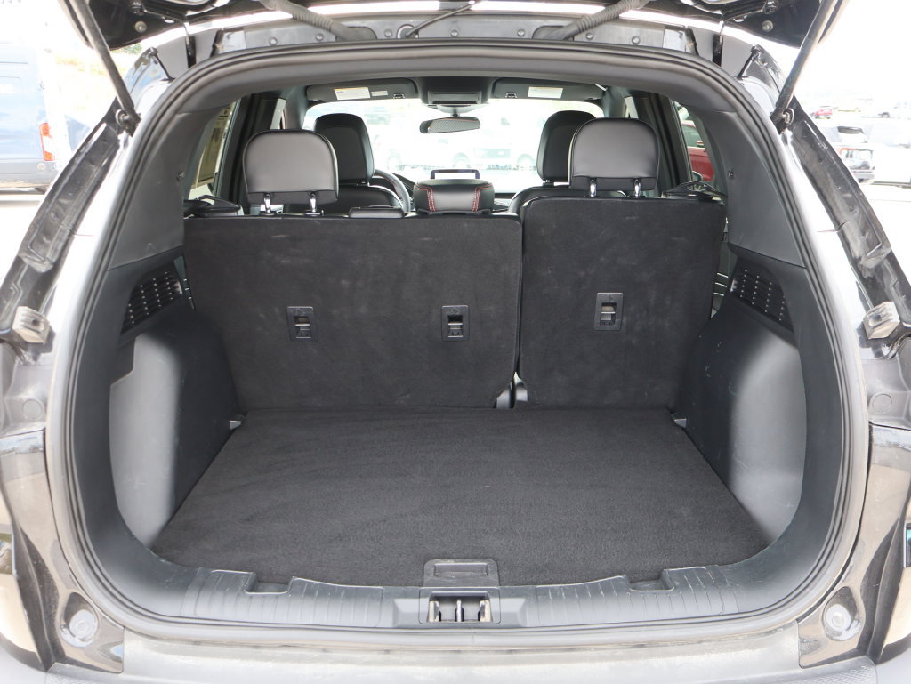 Certified 2025 Ford Escape ST-Line AWD/4WD image 14