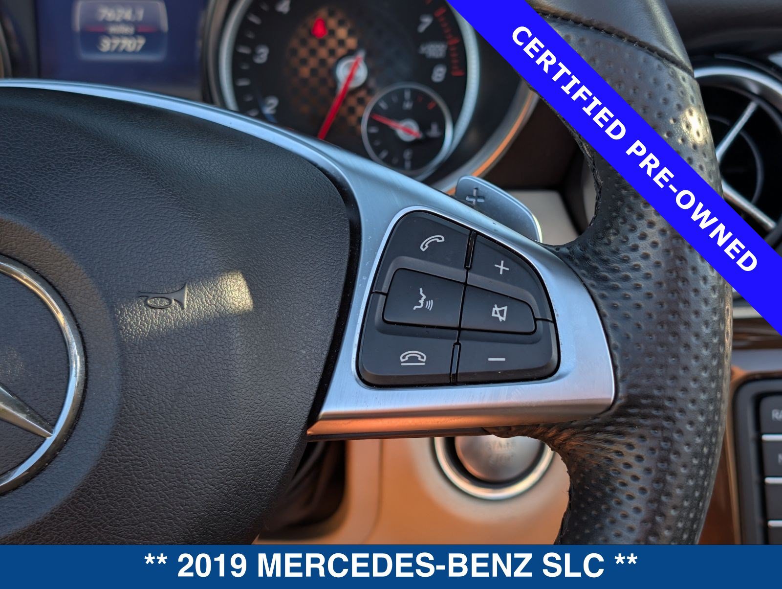 Used 2019 Mercedes-Benz SLC 300 image 21