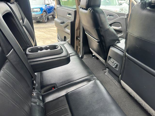 Used 2022 Nissan Frontier PRO-4X w/ Pro-4X Premium Package AWD/4WD image 22