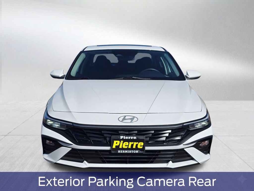 Used 2025 Hyundai Elantra SEL FWD image 7