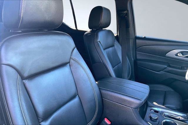 Used 2023 Chevrolet Traverse LT image 12