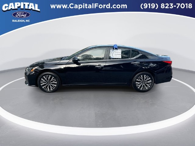 Used 2025 Nissan Altima 2.5 SV FWD image 5