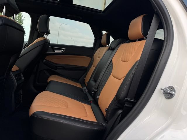 Certified 2024 Ford Edge Titanium w/ Titanium Elite Package AWD/4WD image 11