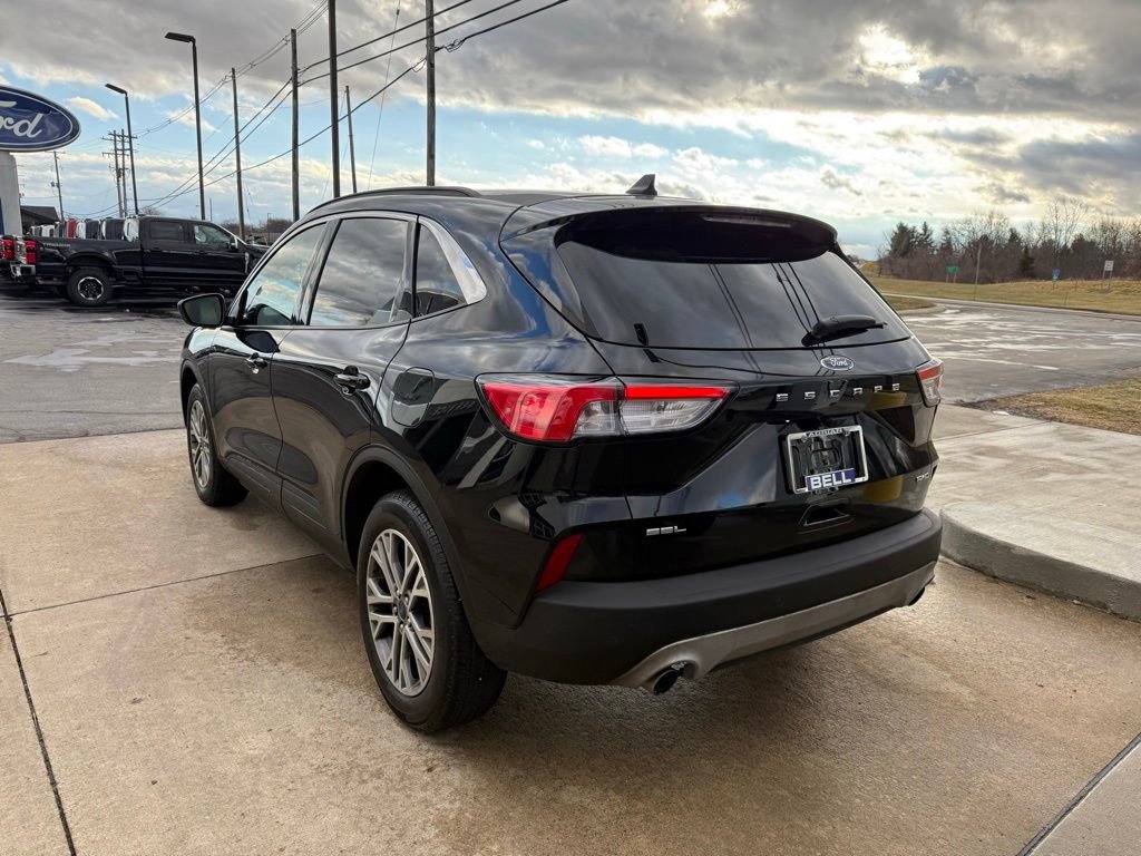 Certified 2022 Ford Escape SEL image 3